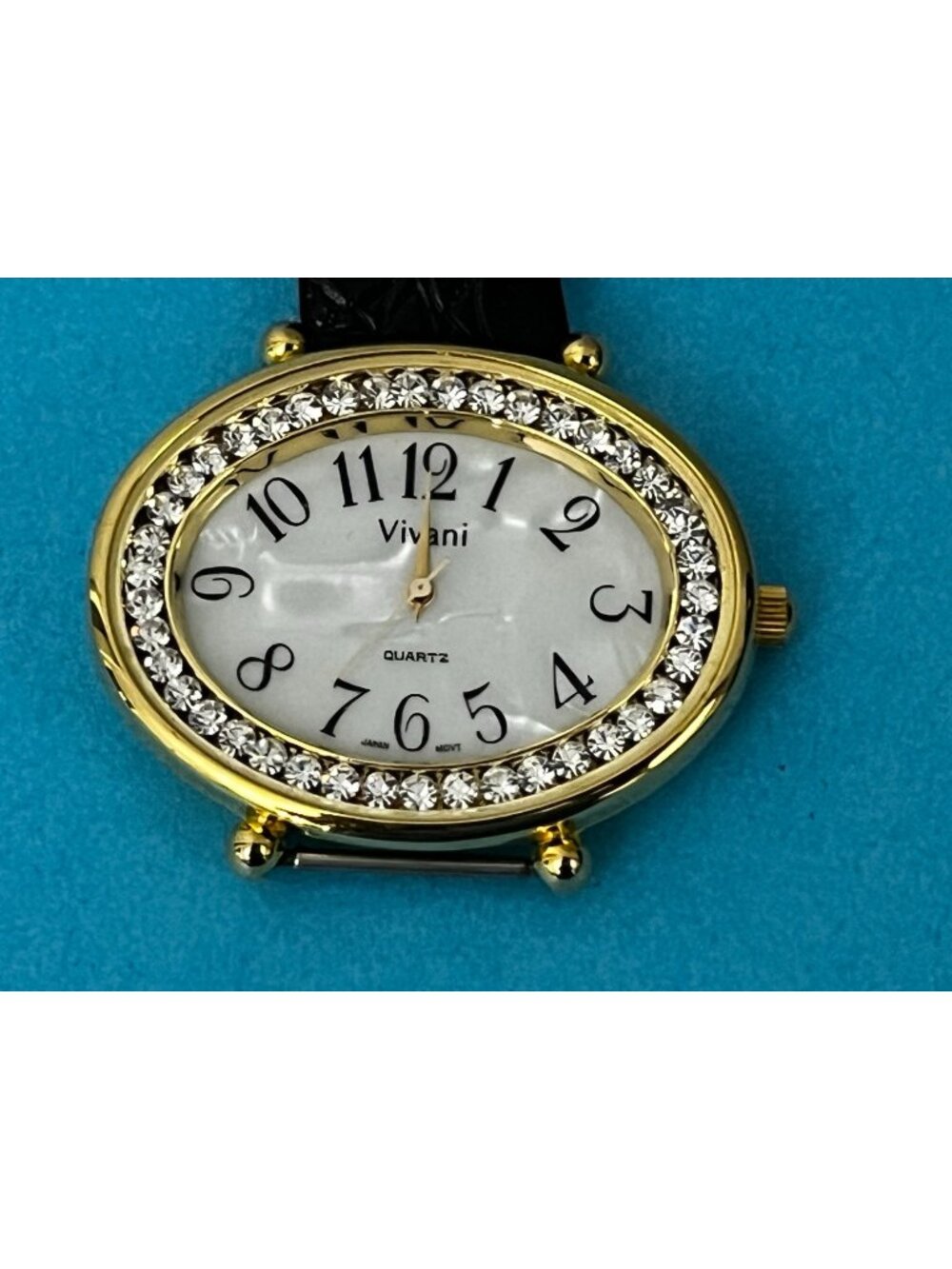 Vivani Women's Gold Tone Watch *read*** 4 parts / repair Needs battery S